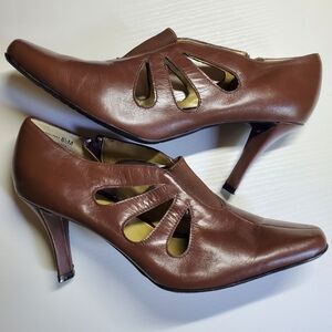 Bellini Brown Leather Cutout Pumps